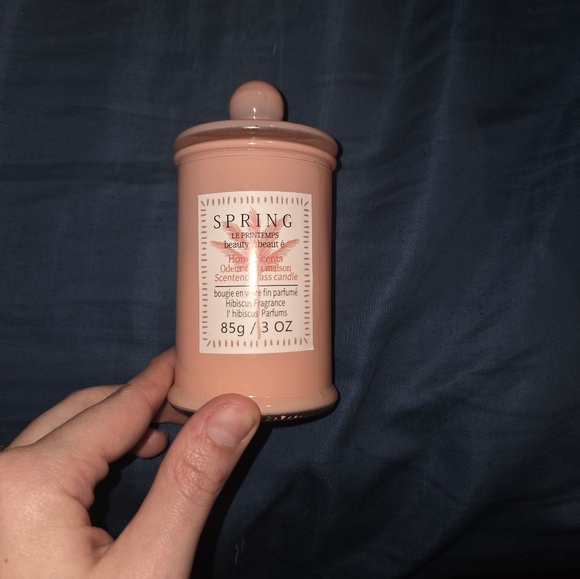 Brand New Spring Candle Set - Picture 2 of 5